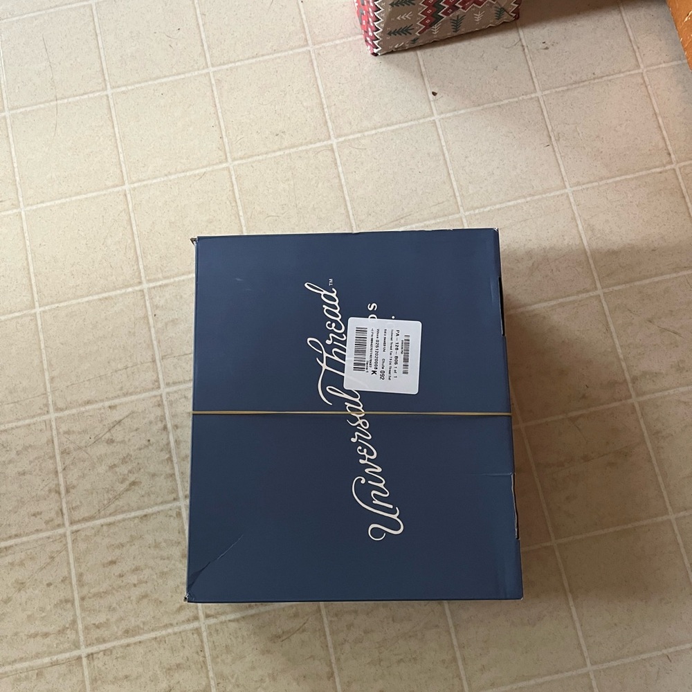 Navy Fresh Thread Box